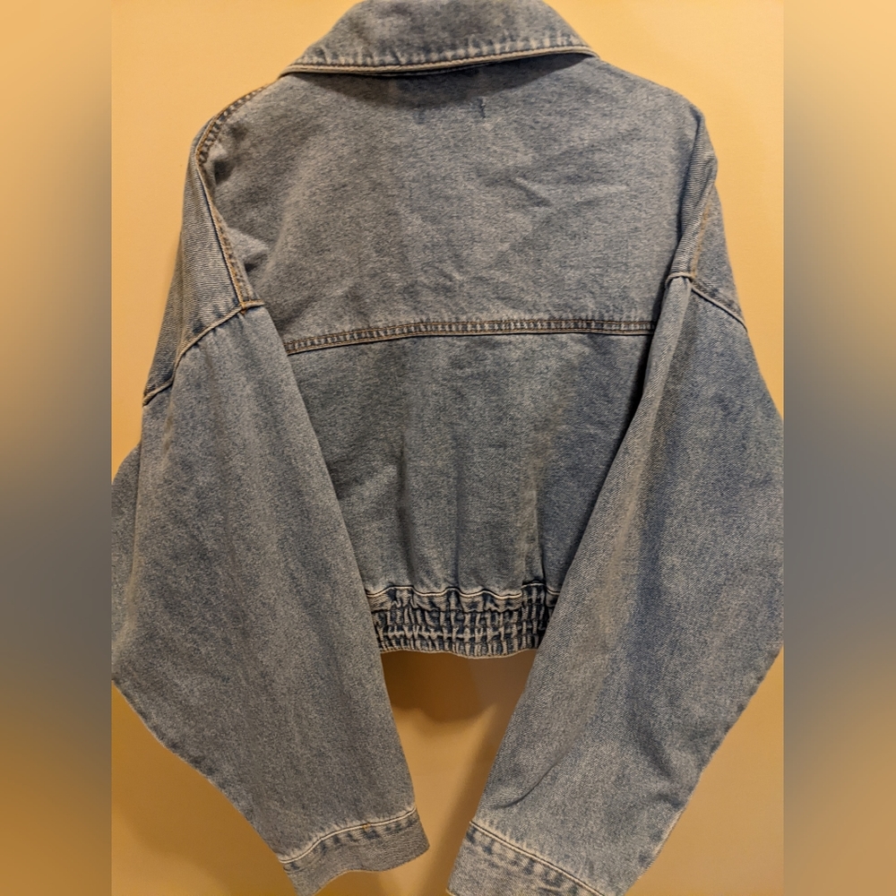 NWOT Jean Jacket, heavy weight denim, light blue wash, Sz S - Picture 4 of 5